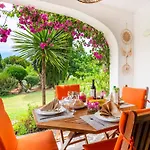 Dream House In Clube Guest house