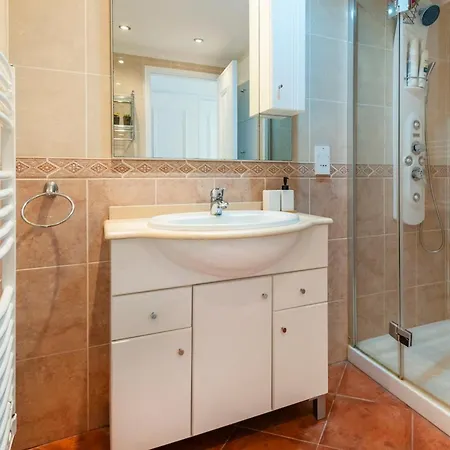 بيت ضيافة Dream House In Clube 3*